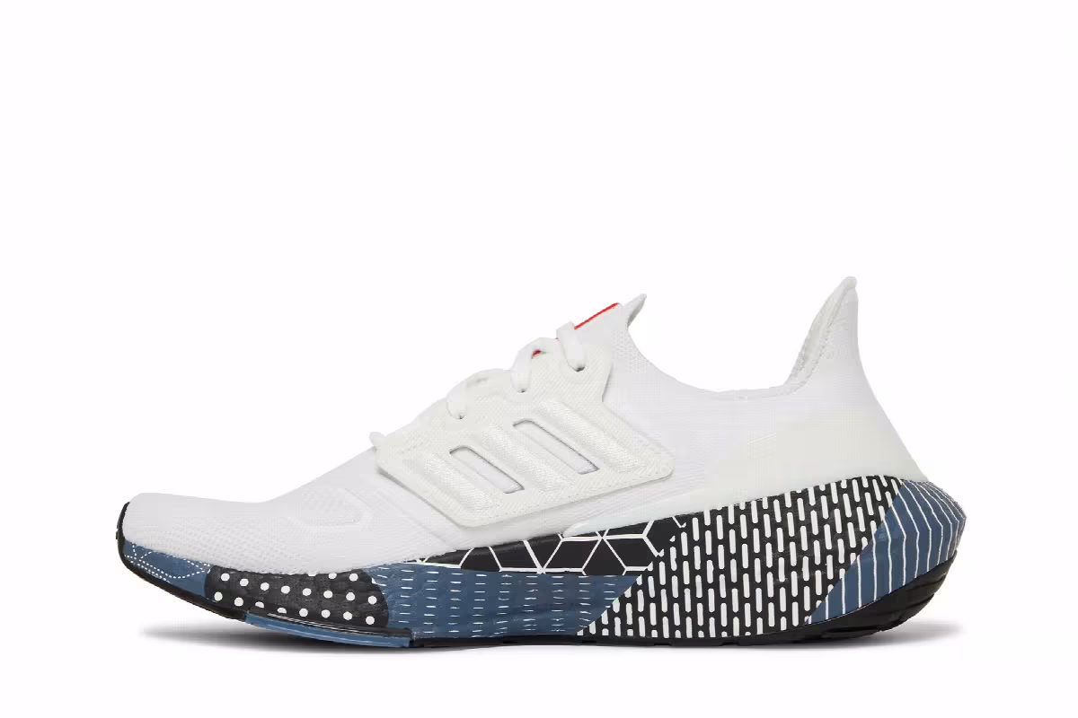 adidas UltraBoost 22 9000, view 4