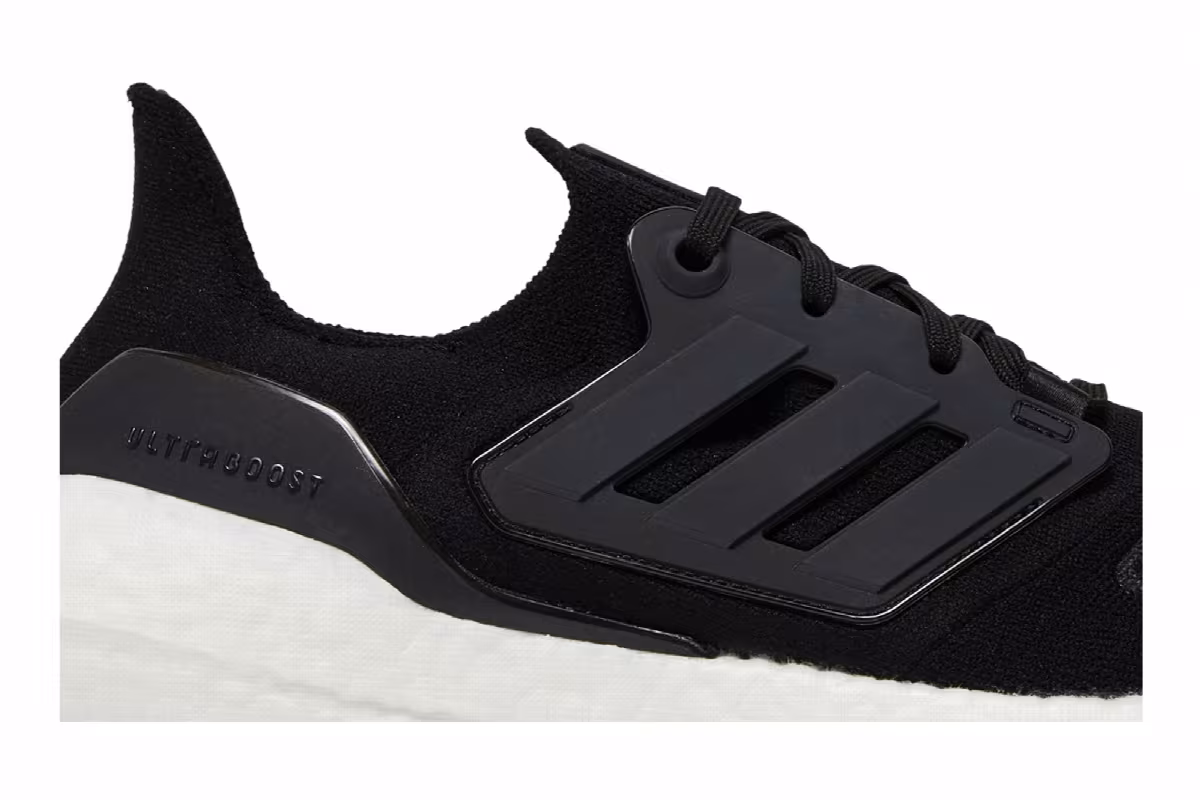 adidas UltraBoost 22 Black White, view 3