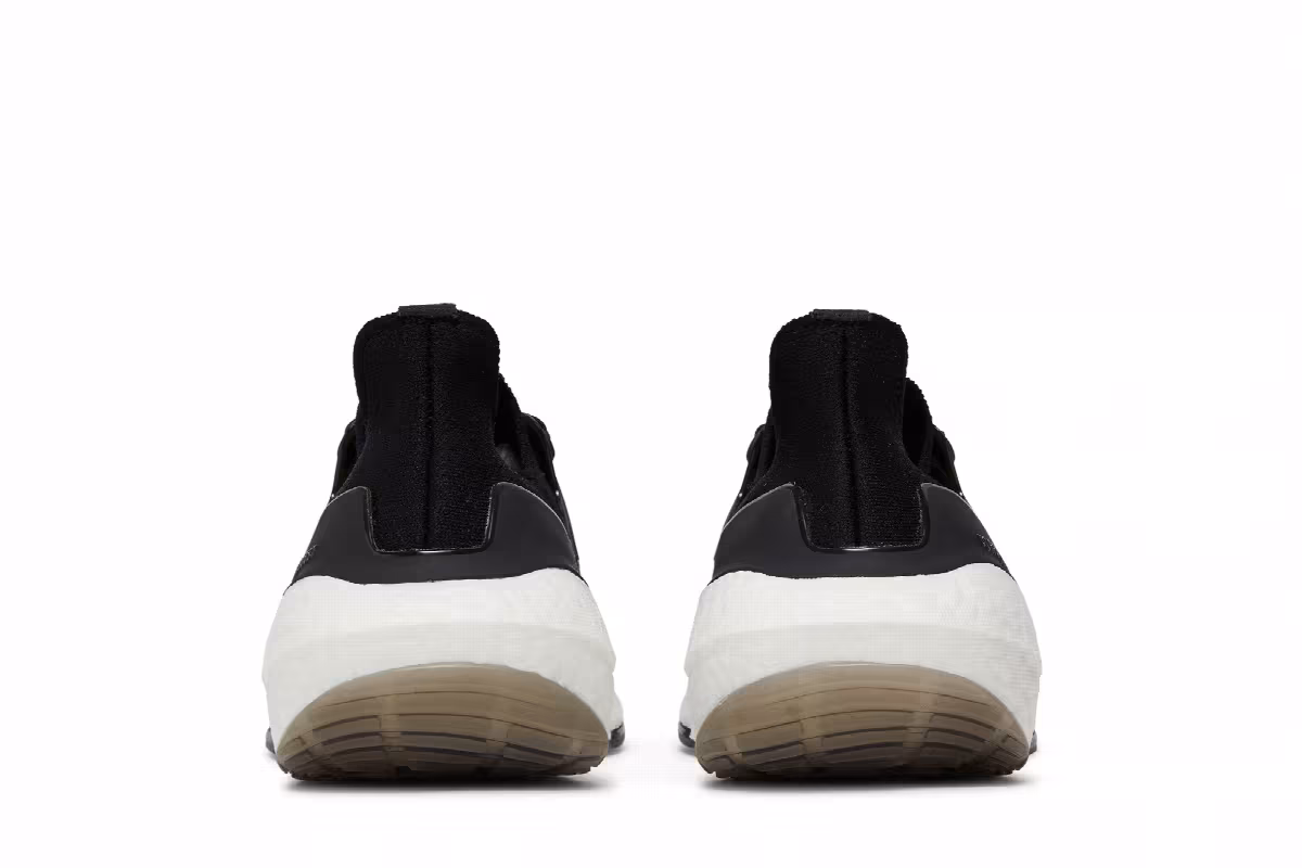 adidas UltraBoost 22 Black White, view 7