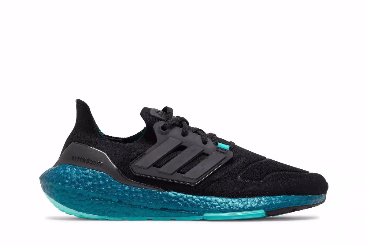 adidas UltraBoost 22 Black Mint Rush, view 2