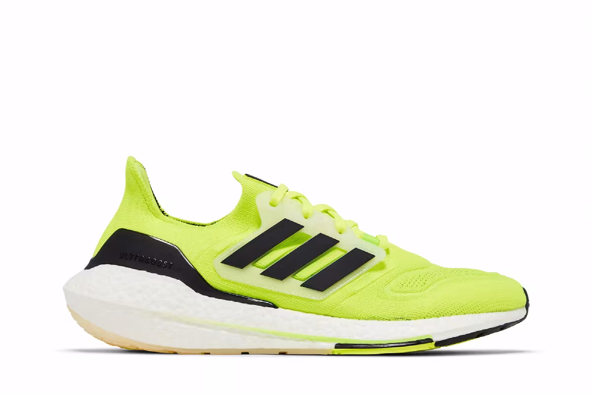 adidas UltraBoost 22 Solar Yellow Black, view 2
