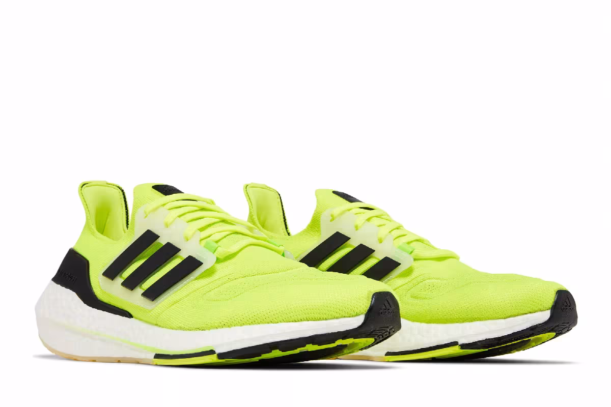 adidas UltraBoost 22 Solar Yellow Black, view 9