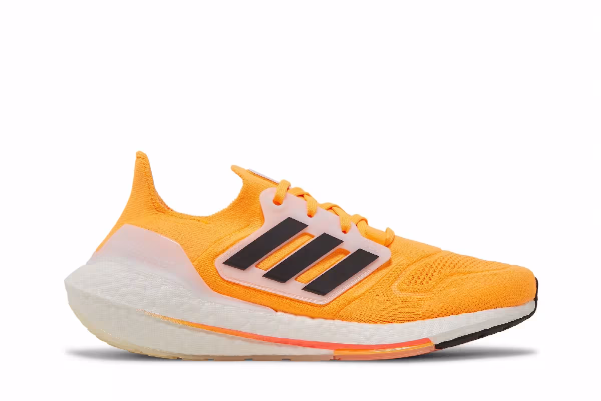 adidas UltraBoost 22 Flash Orange, view 2