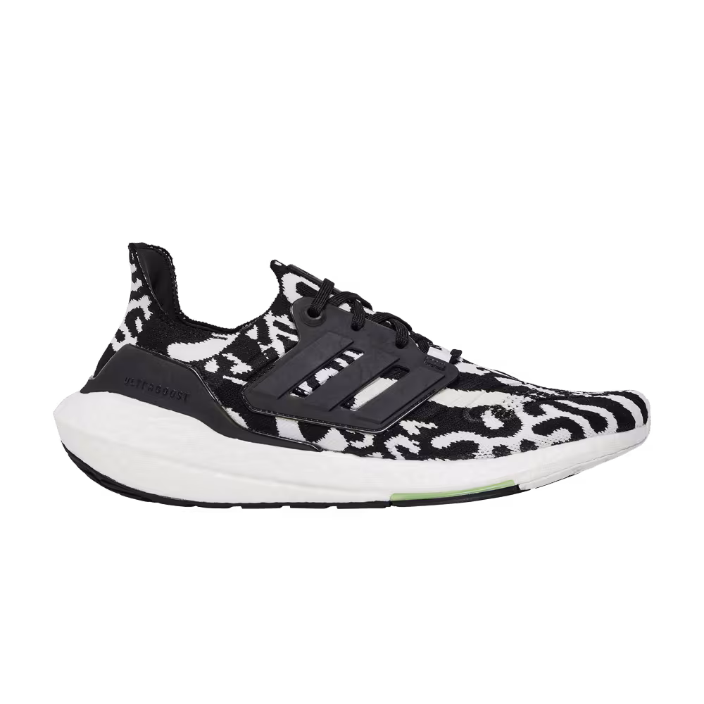 adidas UltraBoost 22 Zebra