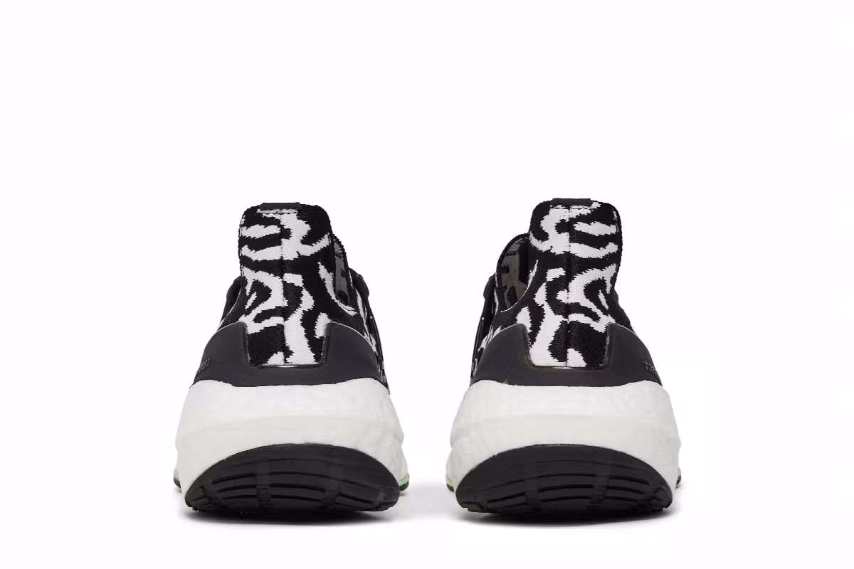 adidas UltraBoost 22 Zebra, view 7