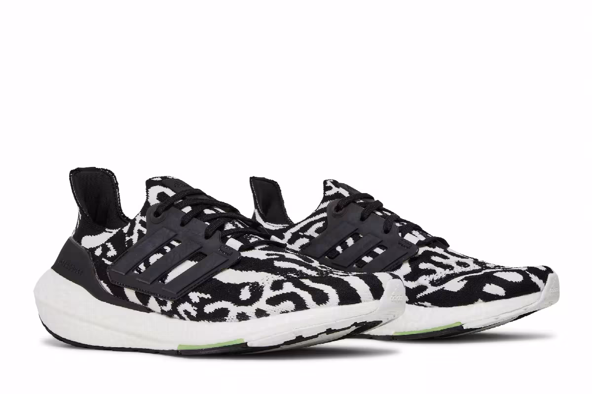 adidas UltraBoost 22 Zebra, view 9