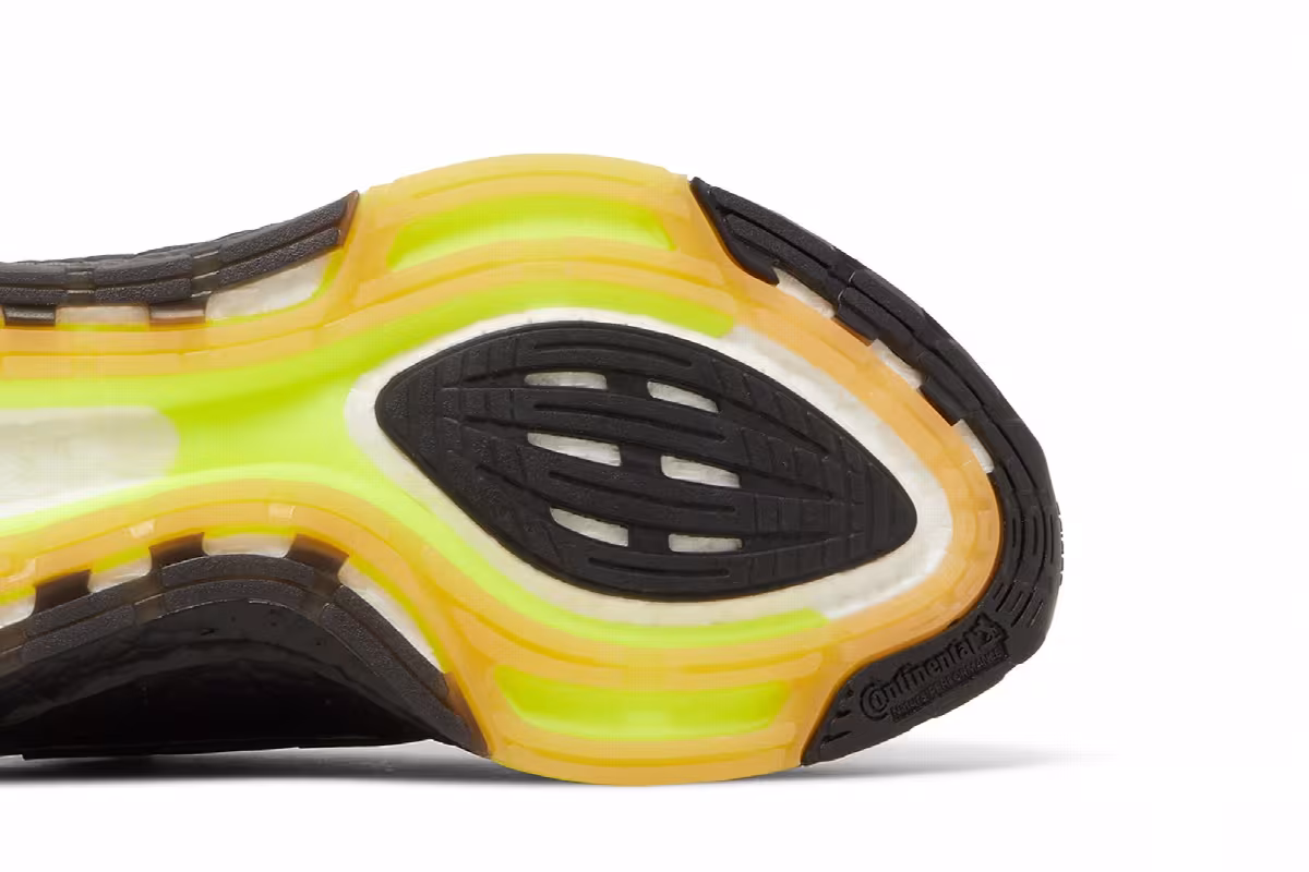 adidas UltraBoost 22 Black Solar Yellow, view 6