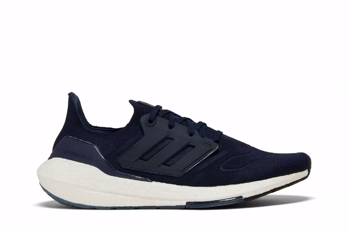 adidas UltraBoost 22 Collegiate Navy, view 2