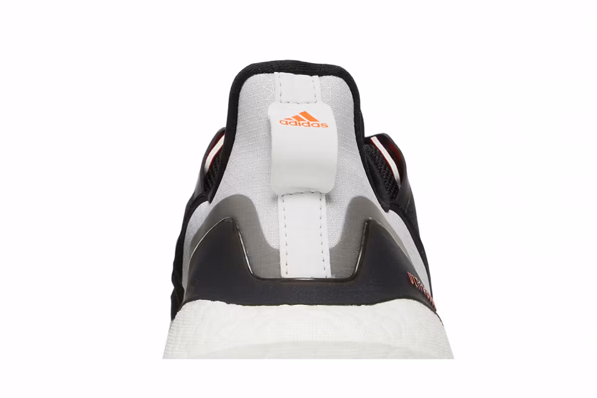 adidas UltraBoost 22 GORE-TEX Dash Grey Impact Orange, view 8