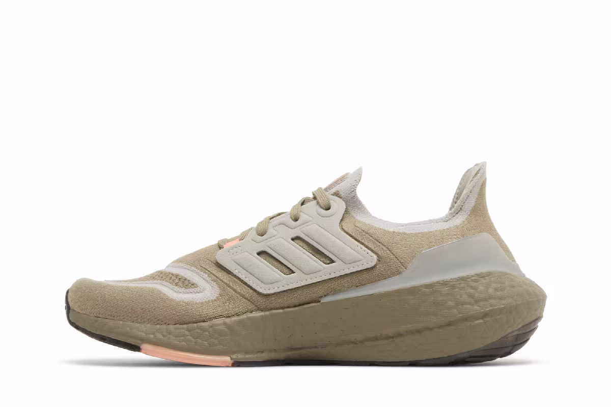 adidas UltraBoost 22 Orbit Green Beam Orange, view 4