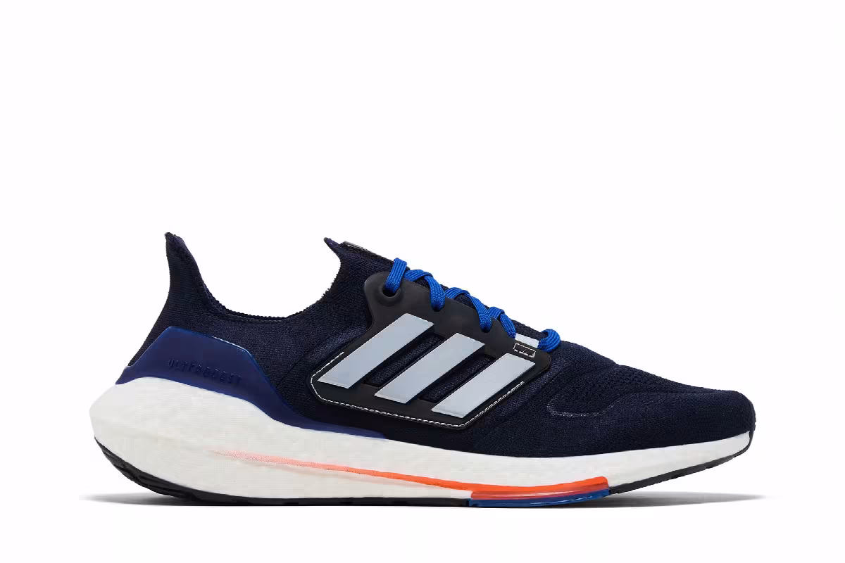 Adidas UltraBoost 22 Legend Ink Orange, view 2