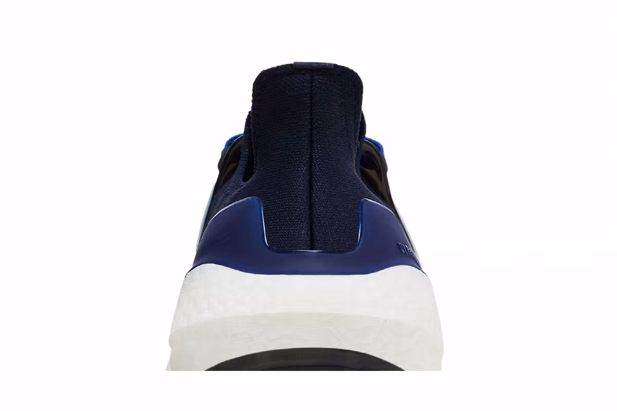 Adidas UltraBoost 22 Legend Ink Orange, view 8