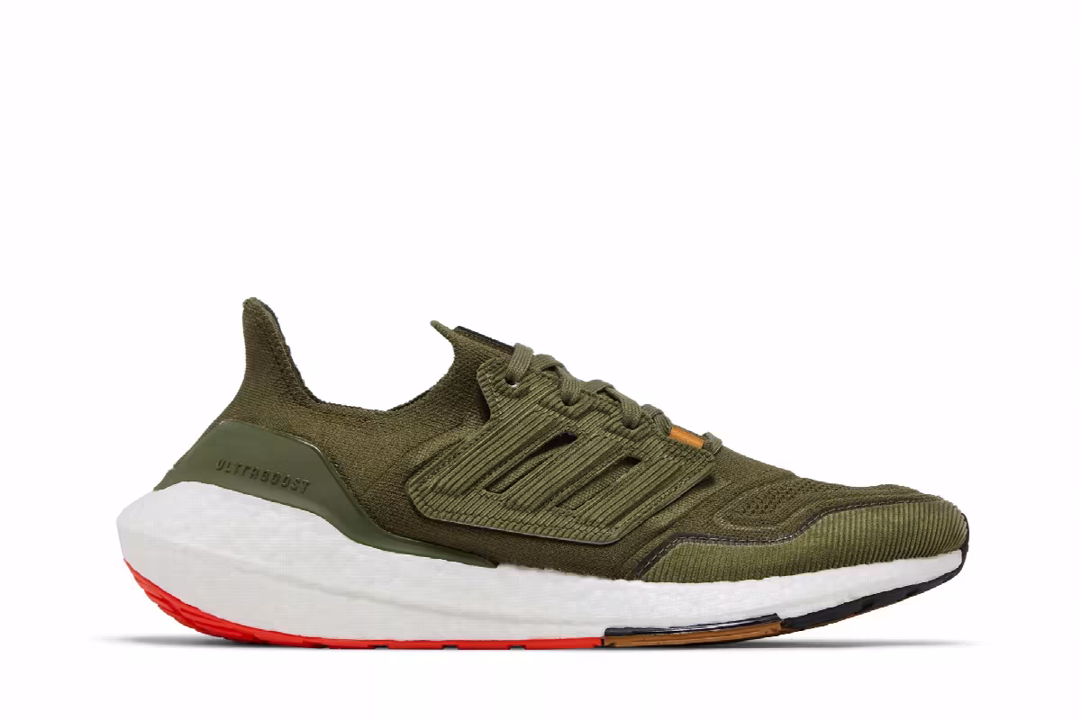 adidas UltraBoost 22 Focus Olive, view 2