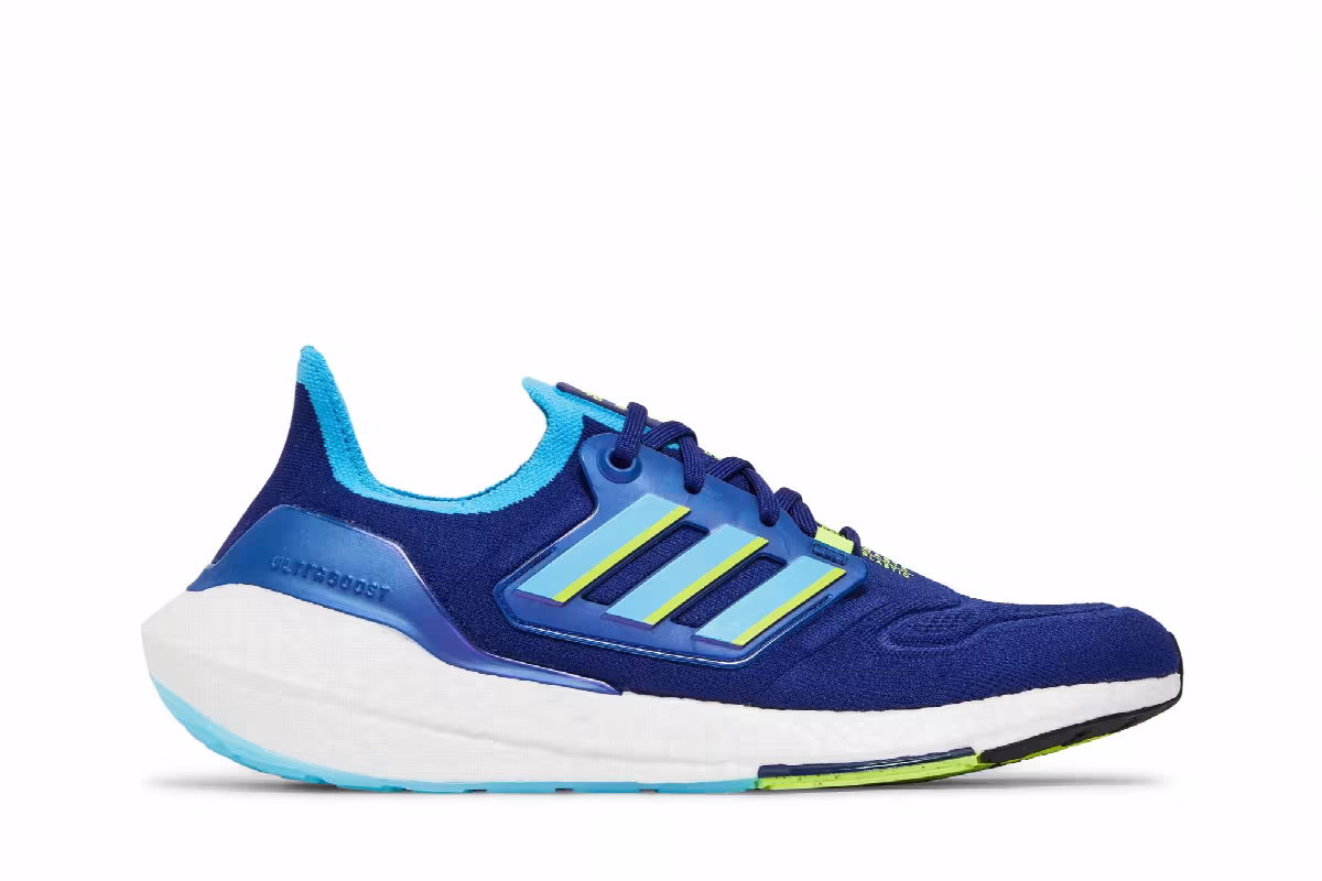 Adidas UltraBoost 22 Legacy Indigo Solar Yellow, view 2
