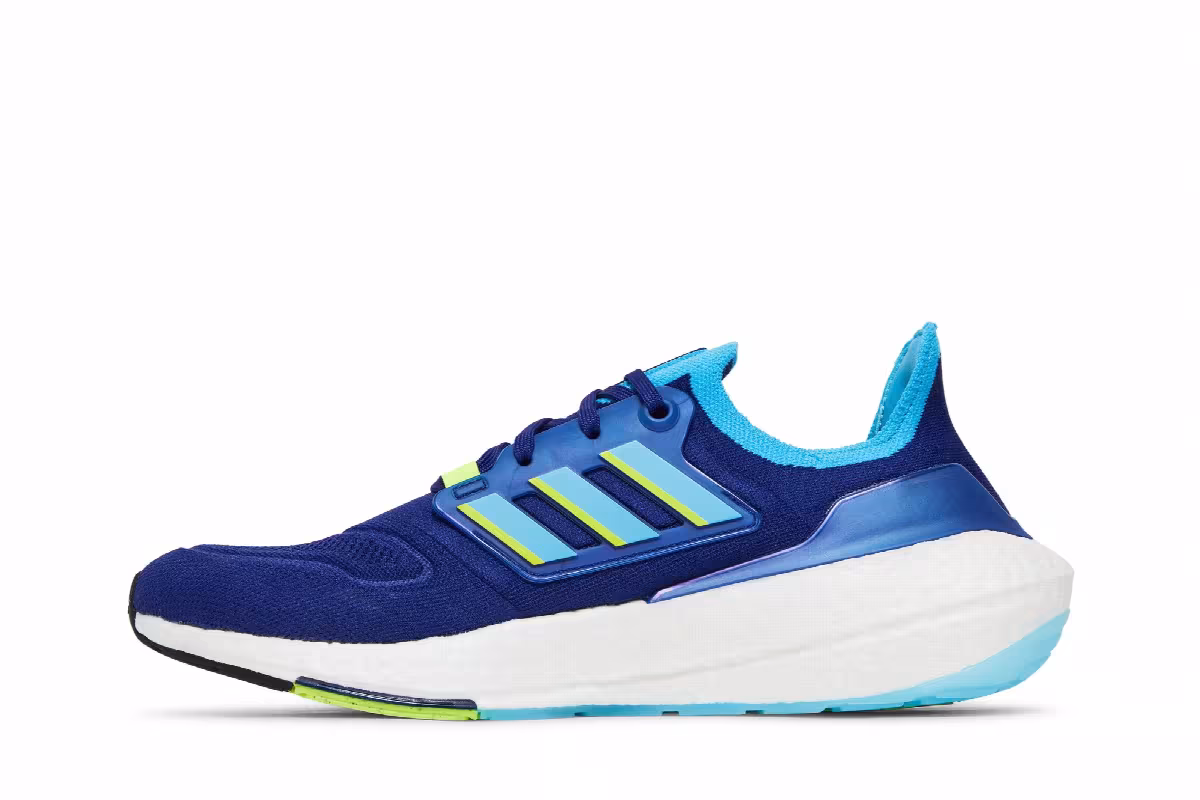 Adidas UltraBoost 22 Legacy Indigo Solar Yellow, view 4