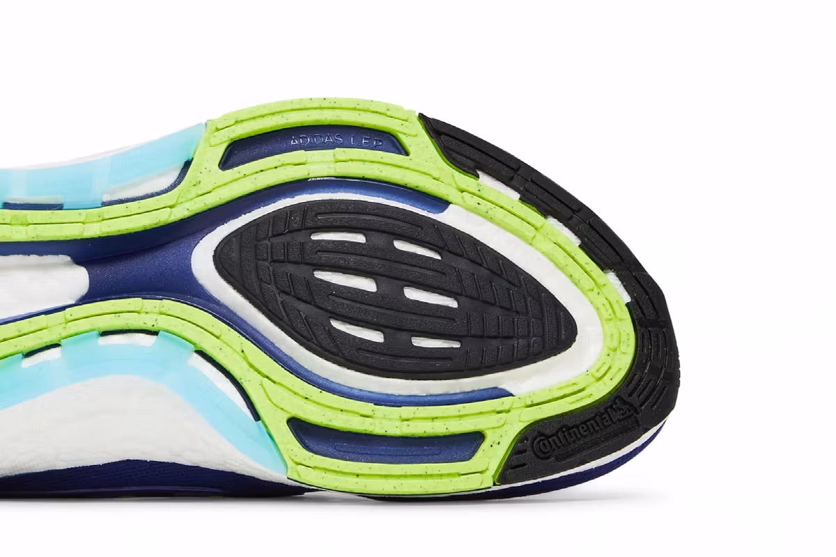 Adidas UltraBoost 22 Legacy Indigo Solar Yellow, view 6