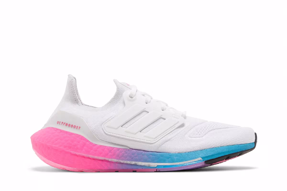 Adidas Women's UltraBoost 22 White Gradient, view 2