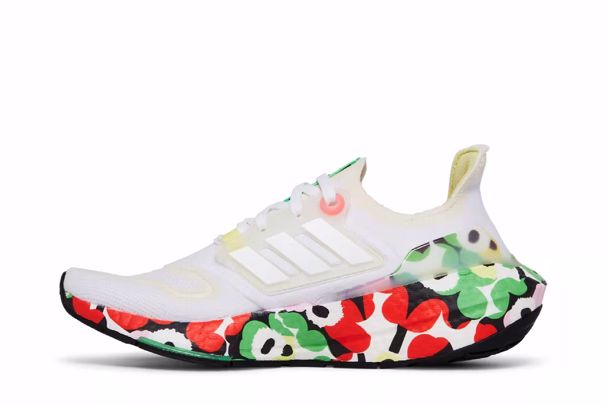Marimekko x adidas Women's UltraBoost 22 Poppy, view 4