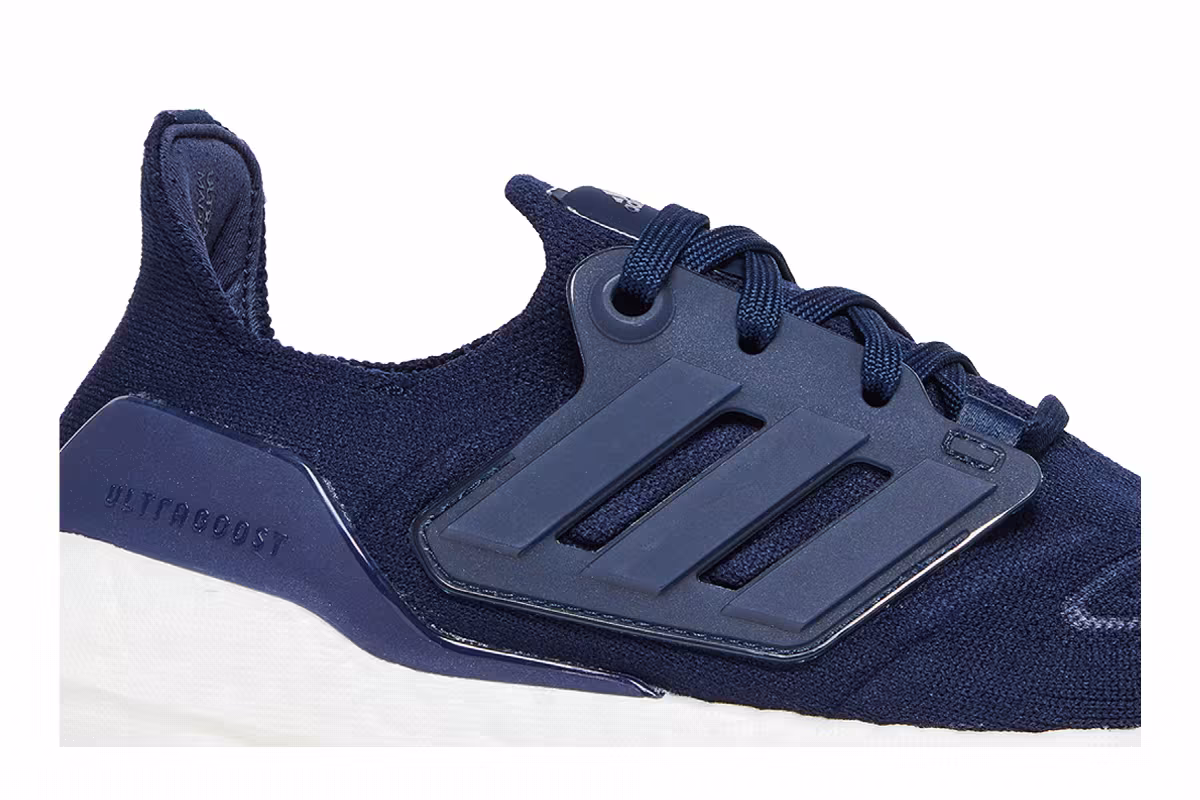 adidas Women's UltraBoost 22 Collegiate Navy, view 3