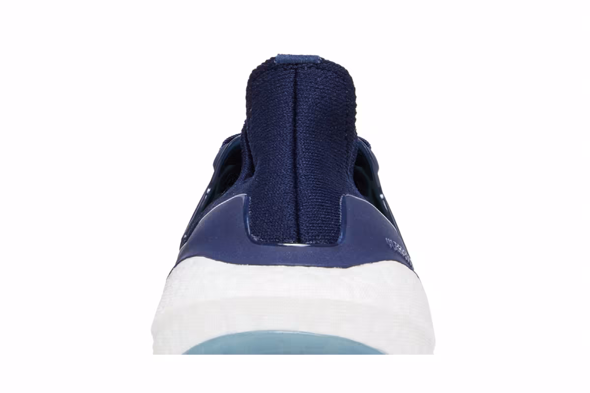 adidas Women's UltraBoost 22 Collegiate Navy, view 8