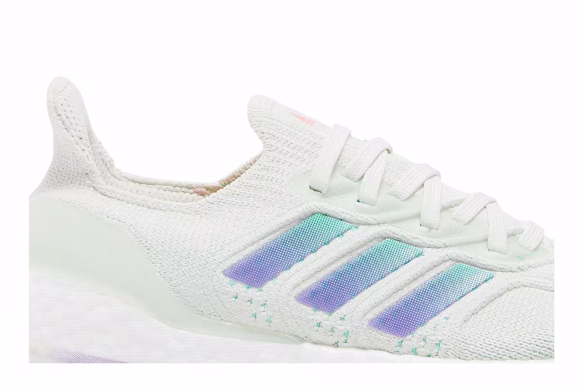 Adidas Women's UltraBoost 22 Heat.RDY White Tint Pulse Mint, view 3