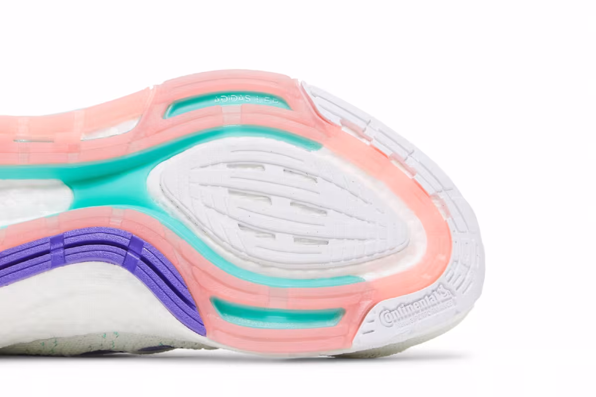 Adidas Women's UltraBoost 22 Heat.RDY White Tint Pulse Mint, view 6