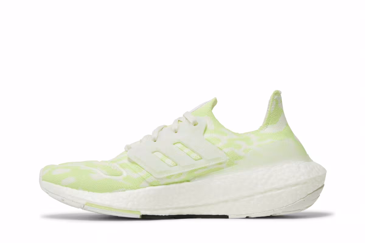 Adidas Women's UltraBoost 22 Almost Lime, view 4