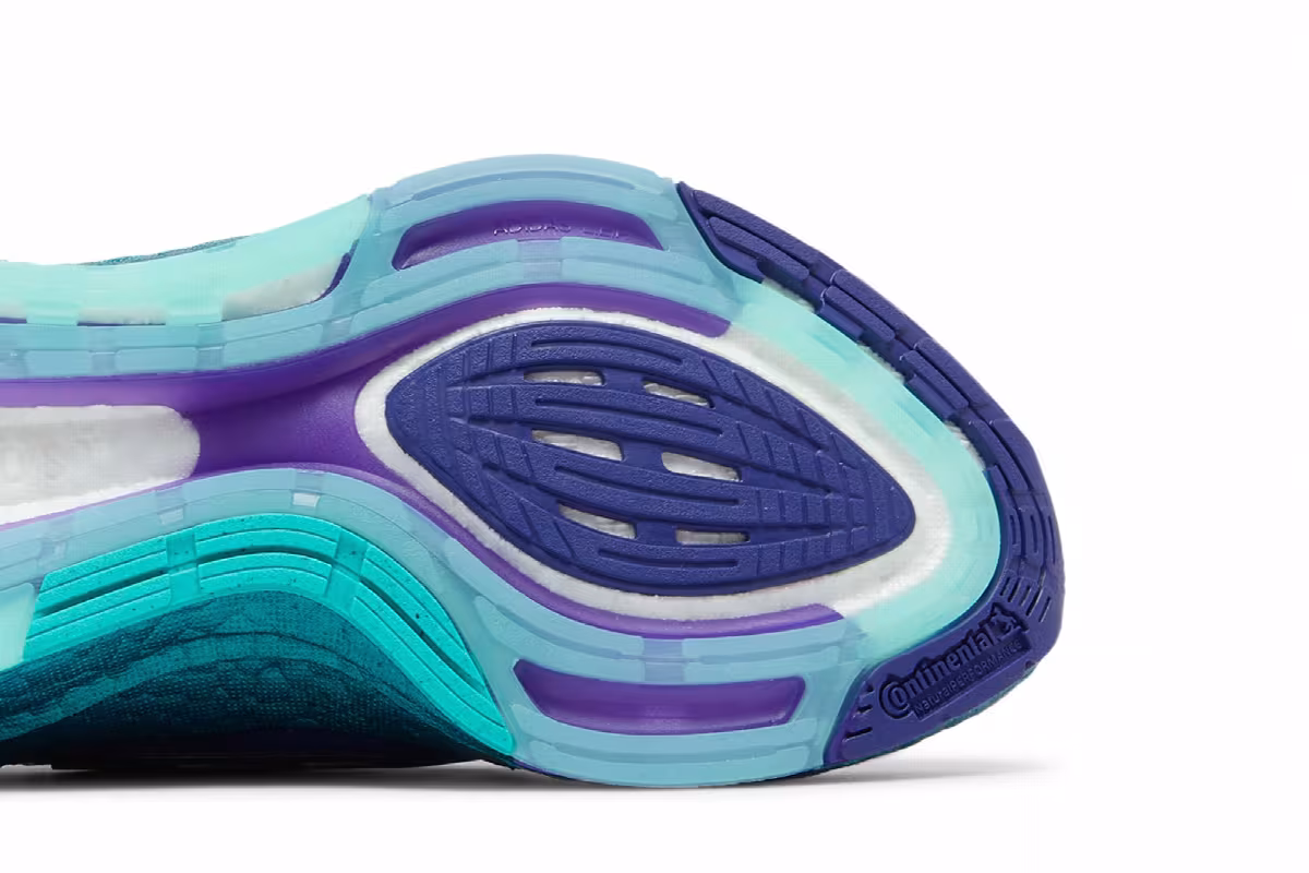 Adidas Women's UltraBoost 22 Legacy Indigo, view 6