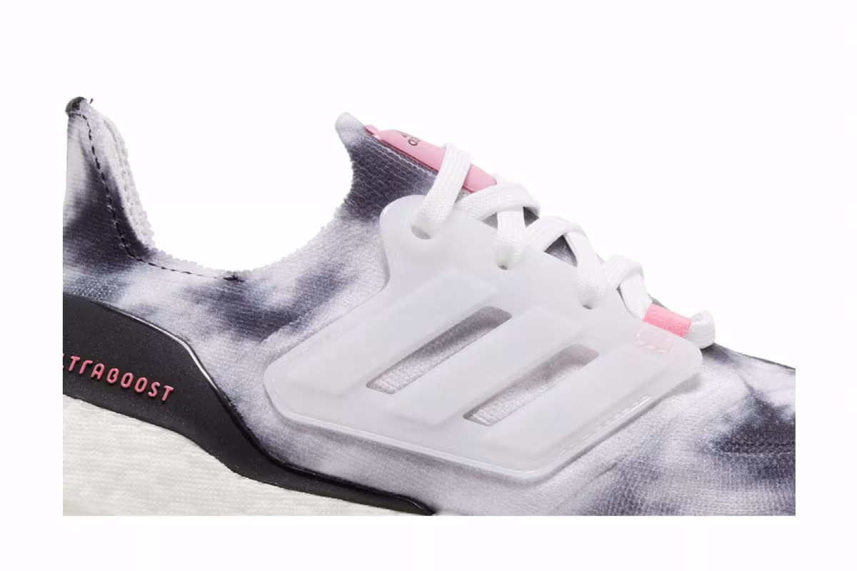 Adidas Women's UltraBoost 22 Tie-Dye, view 3