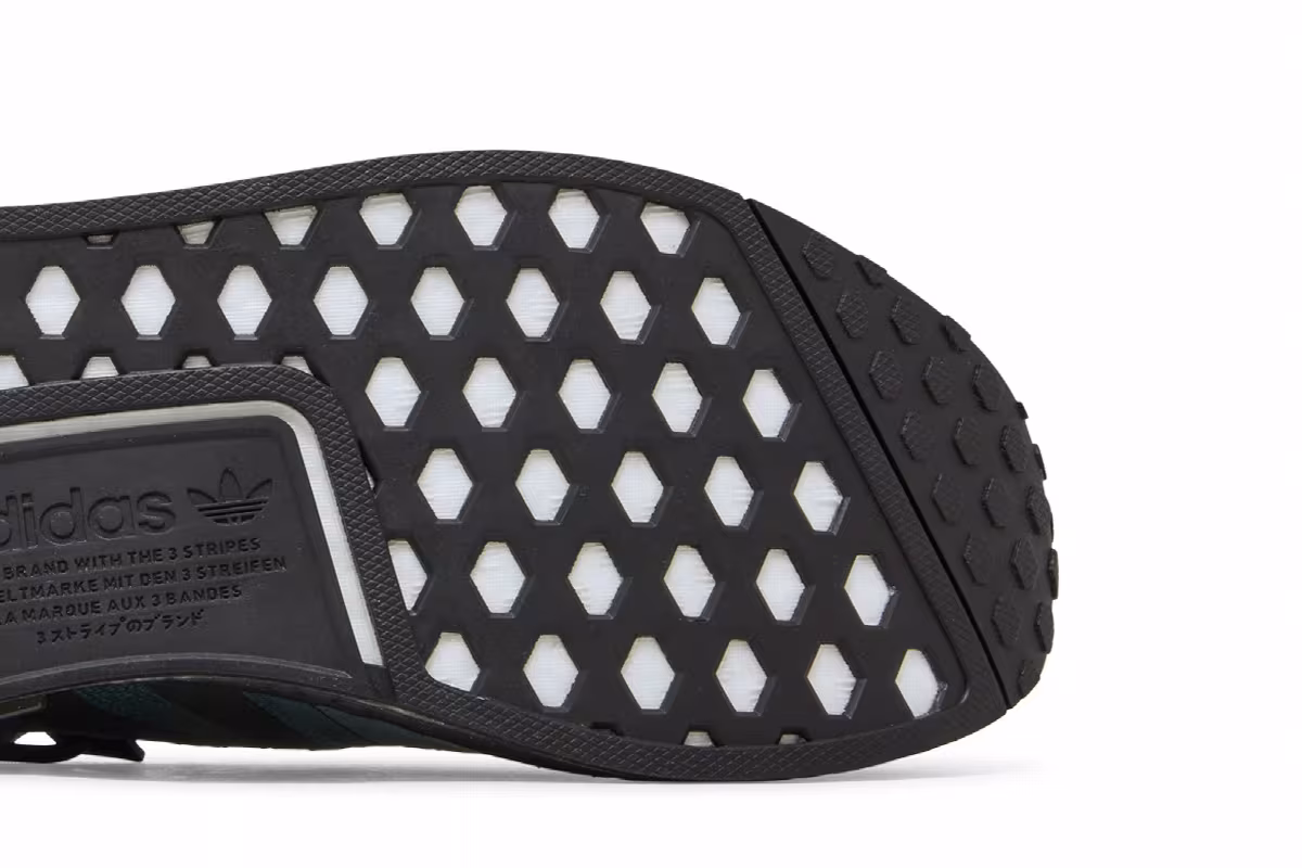 adidas NMD_R1 Tech Emerald Black, view 6
