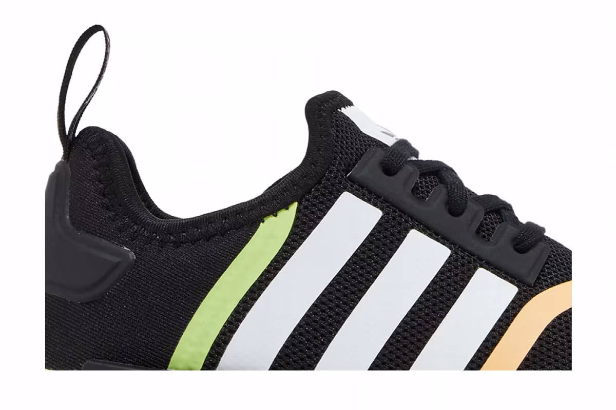 Adidas NMD_R1 J Black White, view 3
