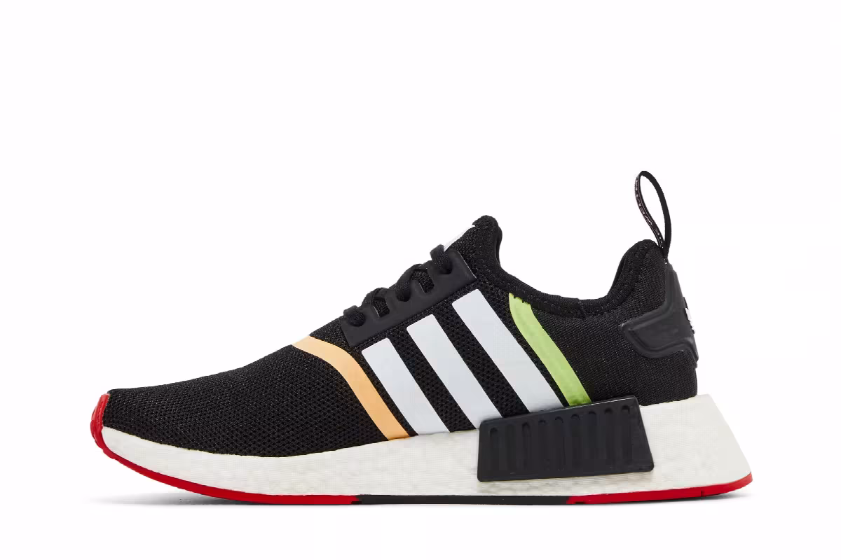 Adidas NMD_R1 J Black White, view 4