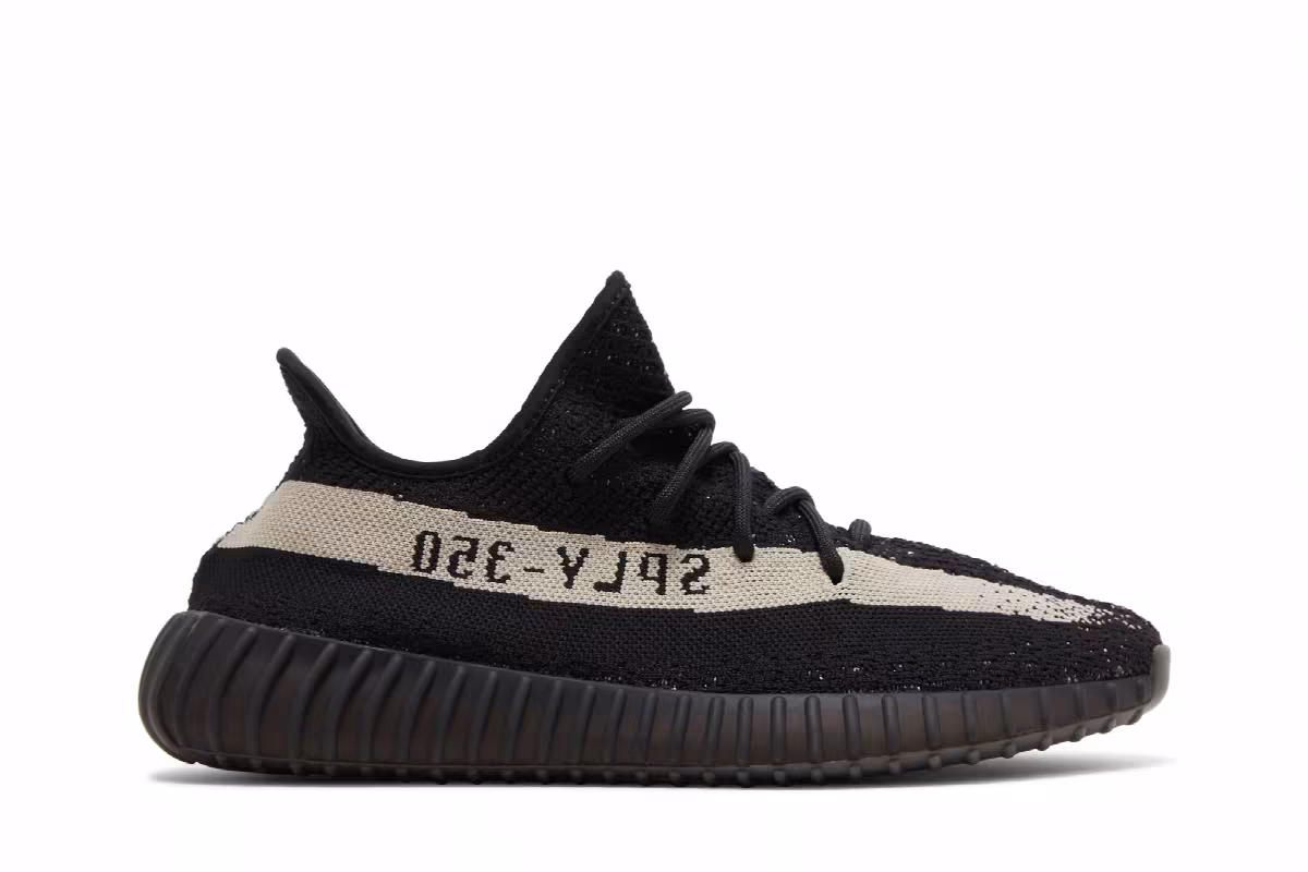 adidas Yeezy Boost 350 V2 Oreo, view 2