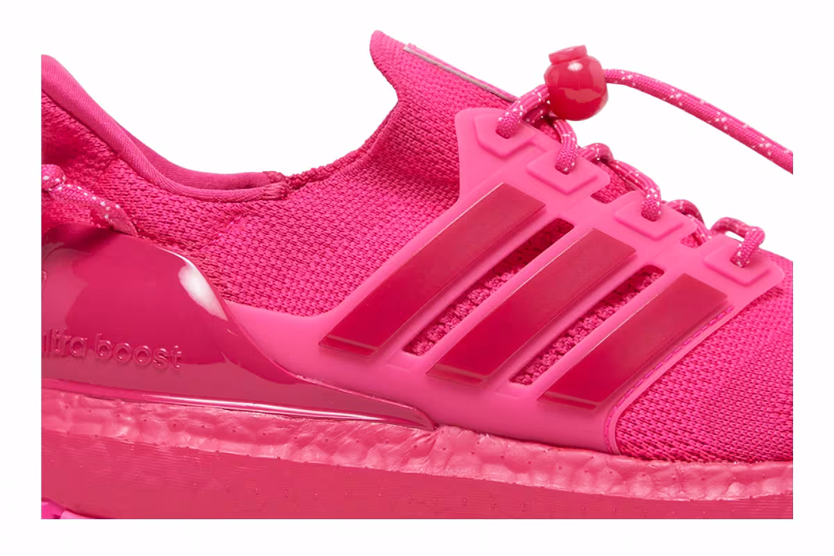 Ivy Park x adidas UltraBoost OG Ivy Heart, view 3