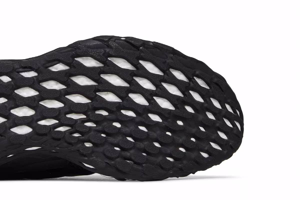 adidas UltraBoost Web DNA Black Carbon, view 6