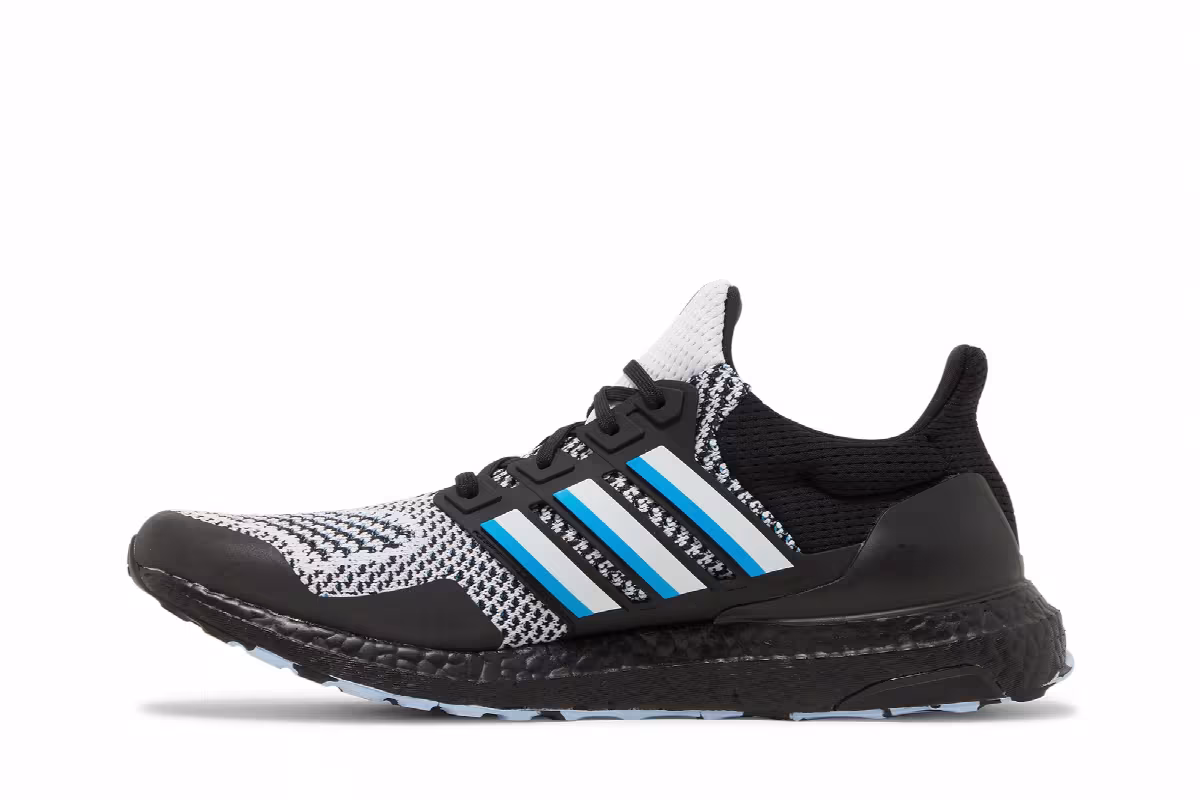 Disney x adidas UltraBoost 1.0 DNA The Mighty Ducks - Hawks, view 4