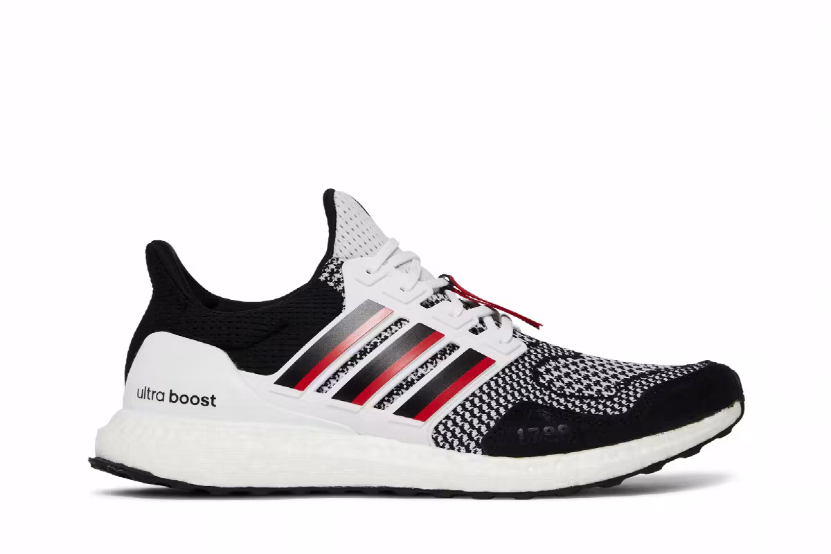NCAA x adidas UltraBoost 1.0 Louisville Cardinals, view 2