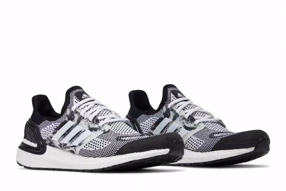 adidas UltraBoost 19.5 DNA White Black, view 9