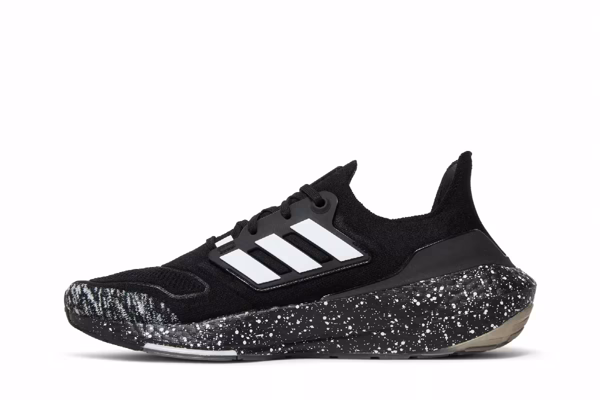 adidas UltraBoost 22 Black White Speckled, view 4