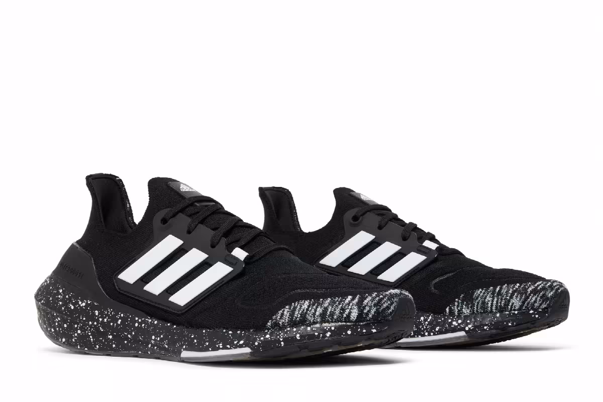 adidas UltraBoost 22 Black White Speckled, view 9