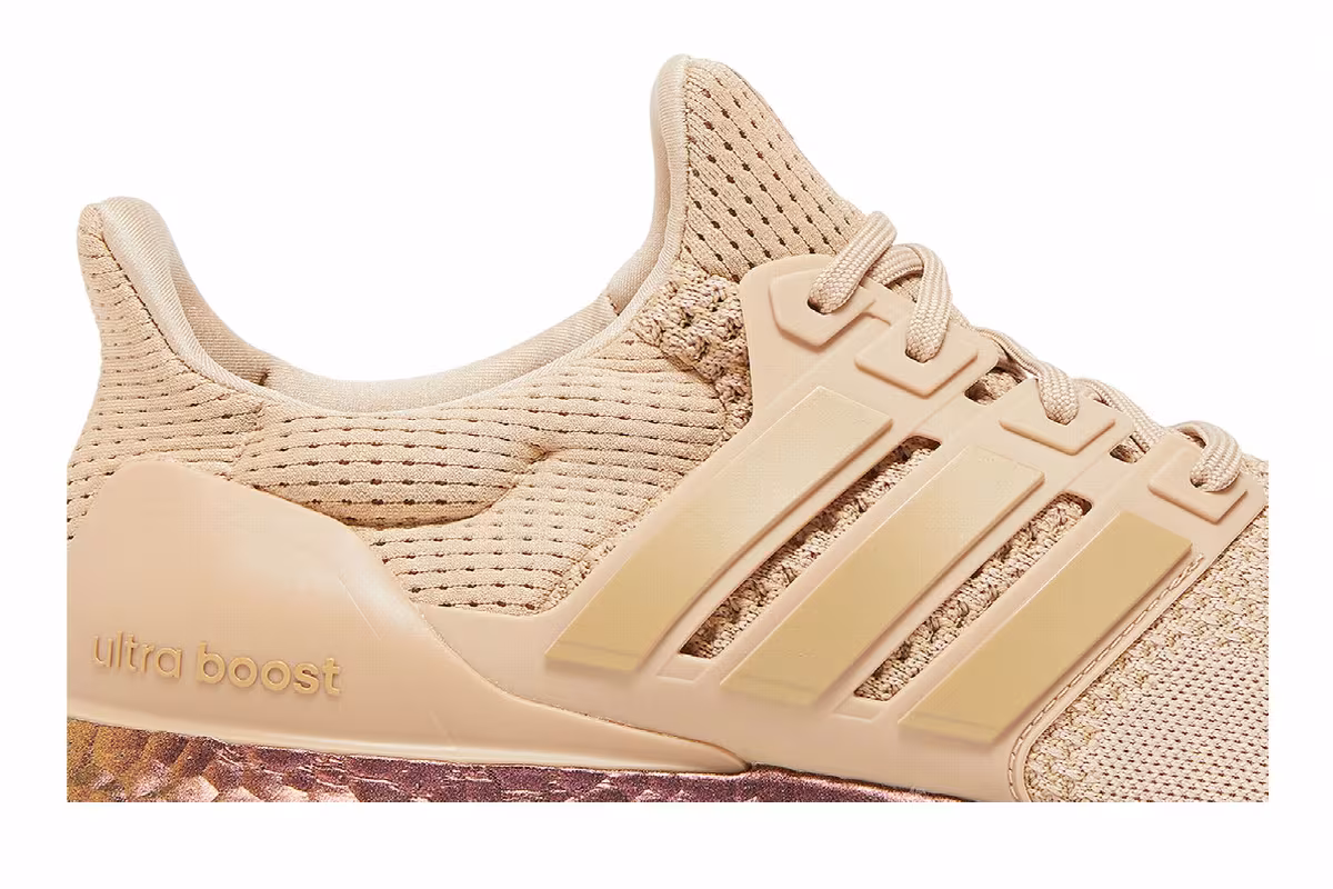 adidas UltraBoost 1.0 DNA Magic Beige, view 3
