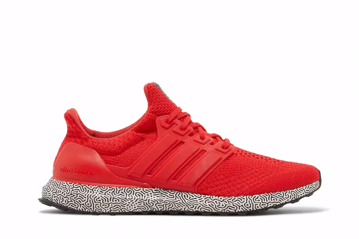 adidas UltraBoost 5.0 DNA Vivid Red, view 2
