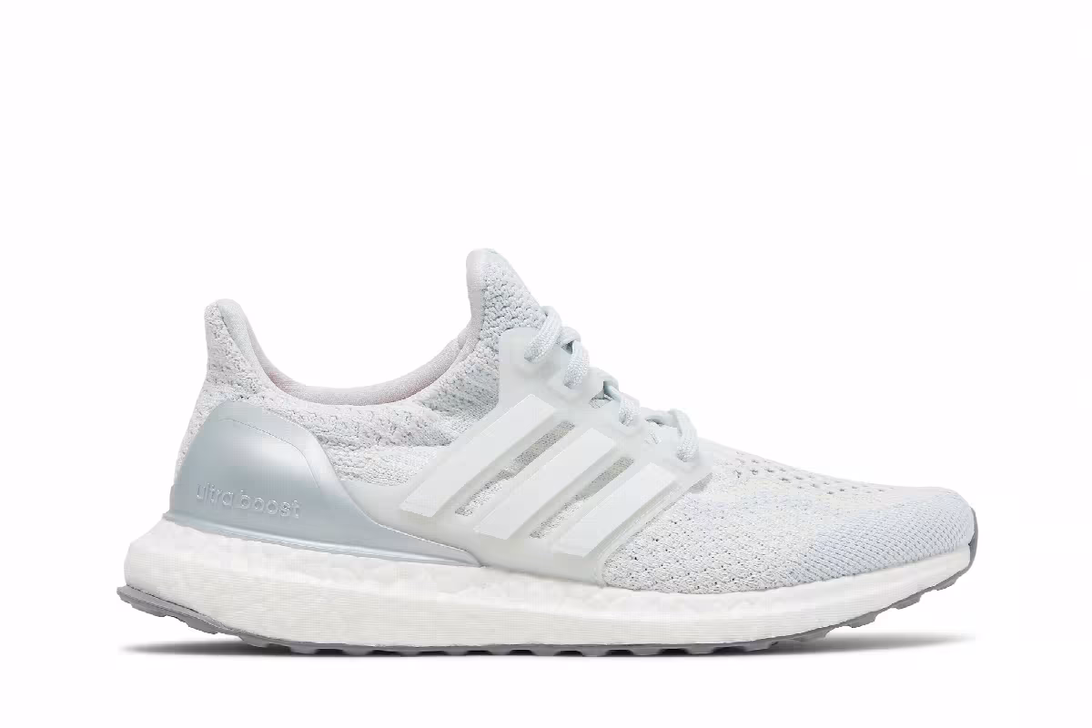 Adidas Women's UltraBoost 5.0 DNA Blue Tint, view 2