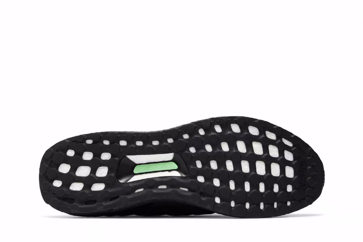 adidas UltraBoost 5.0 DNA Black Beam Green, view 5