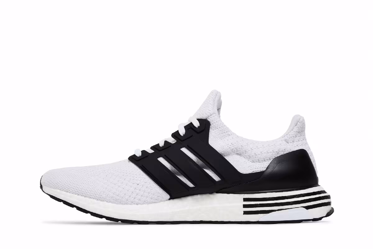 adidas UltraBoost 5.0 DNA White Black, view 4