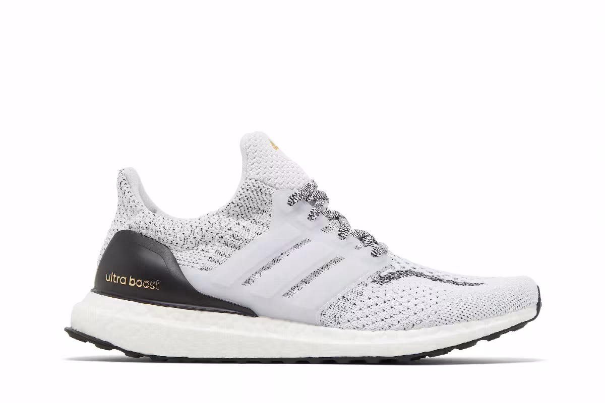 Adidas Women's UltraBoost 5 DNA White Black, view 2