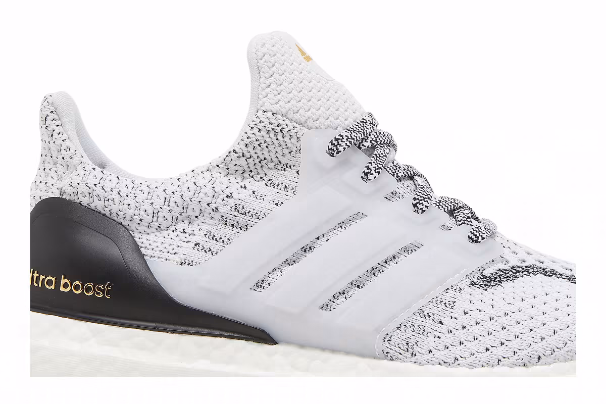 Adidas Women's UltraBoost 5 DNA White Black, view 3