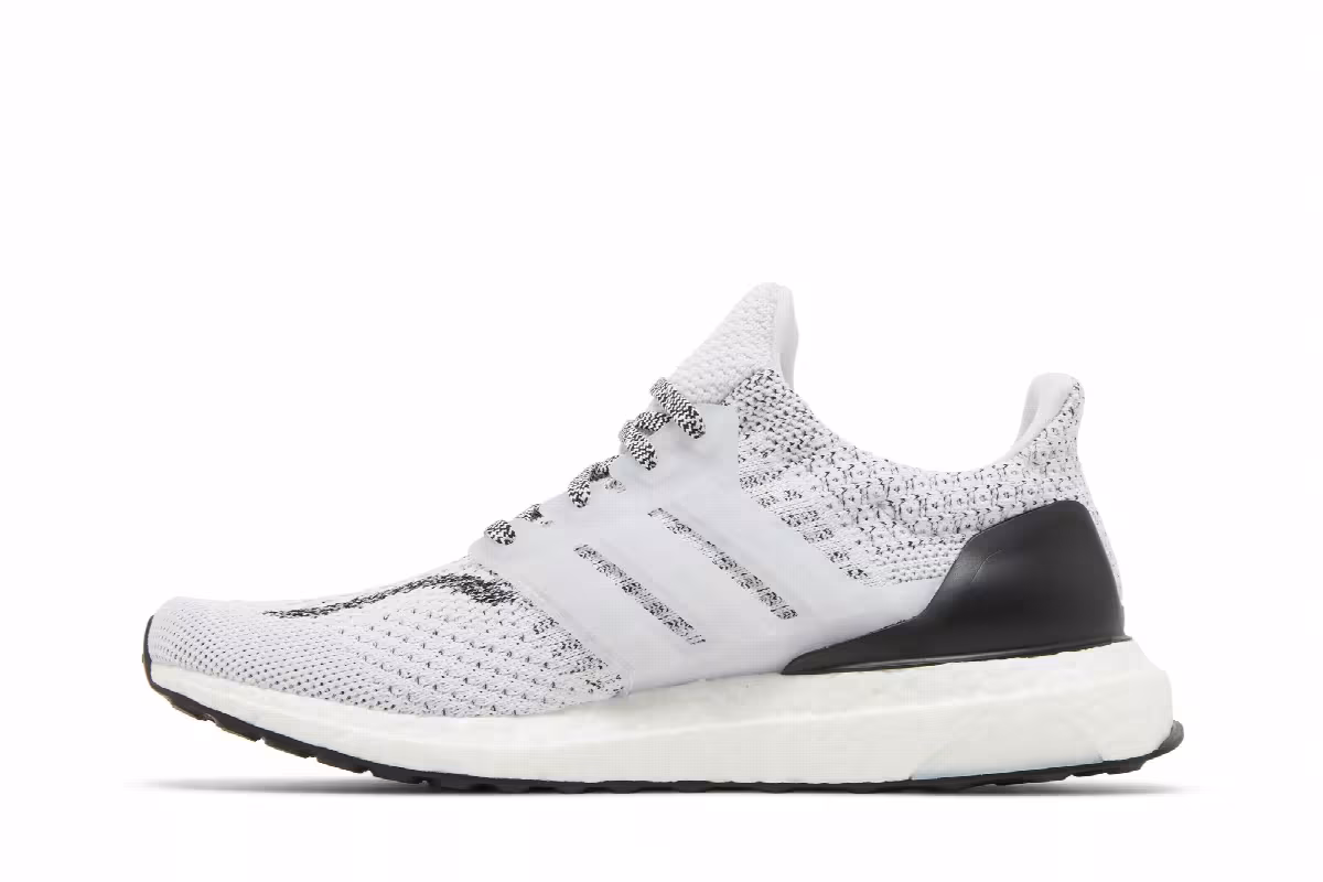 Adidas Women's UltraBoost 5 DNA White Black, view 4