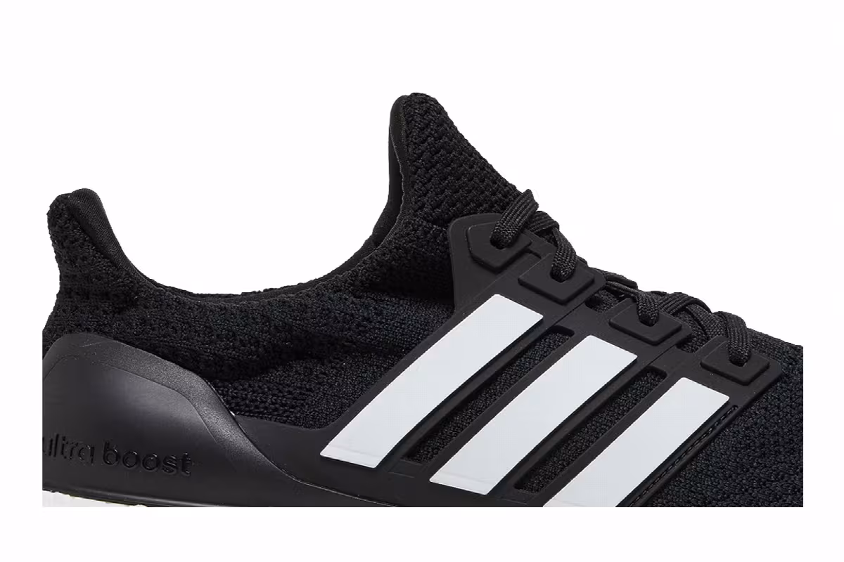 adidas UltraBoost 5.0 DNA Black White, view 3