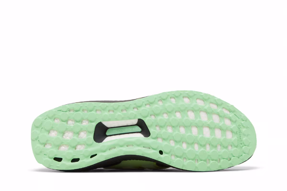 adidas UltraBoost 5.0 DNA Black Beam Green, view 5
